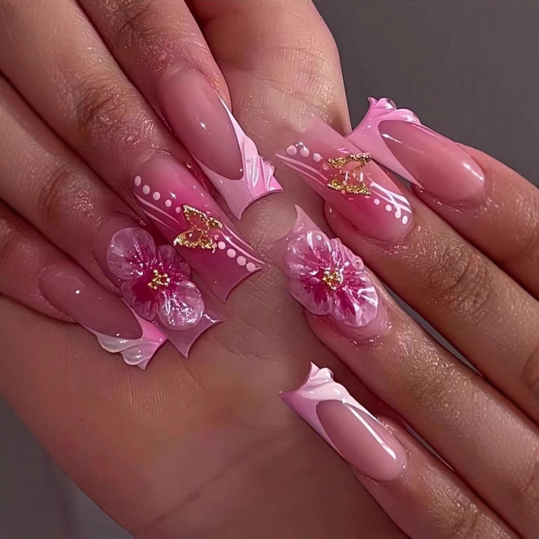 Pressed Flower Art - 24枚入りウェアラブルスクエアプレスオンネイルサマースウィートフラワーデザインミッドレングスコフィン偽ネイルグリッターバタフライフレンチフェイクネイル