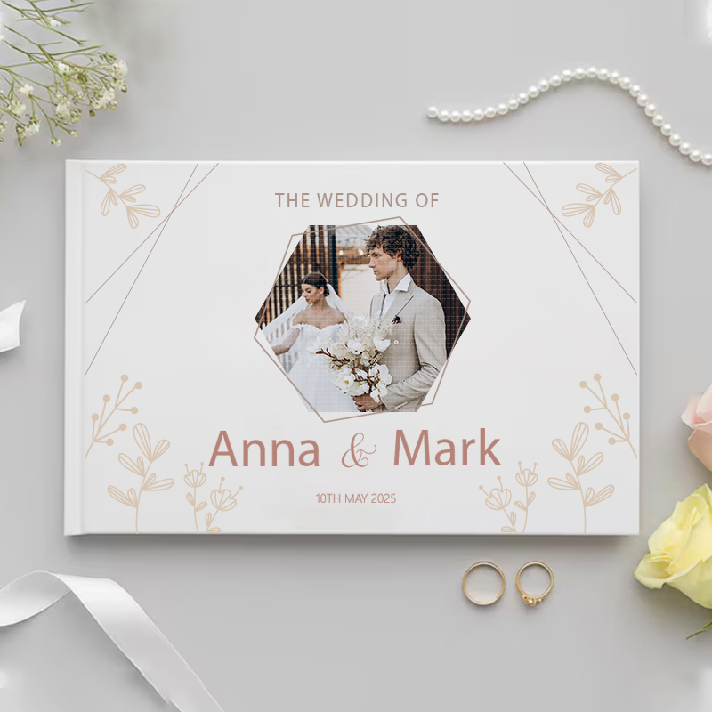 結婚祝い用のパーソナライズされたゲストブック ホワイトノーブ - Custom Photo Book のレビューと価格